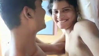 Desi wife gets fucked in VDO video