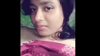 Teenage Desi girl gets wild on camera