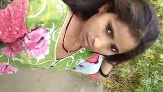 Desi girl takes on outdoor sex in a village