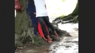 Hijabi couple enjoys outdoor fingering session