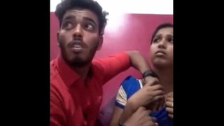 Indian GF's big boobs get fondled in steamy video